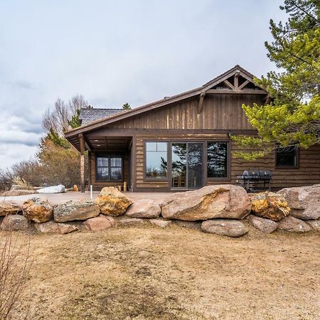 Rainbow Point Sabo Cabin Вест-Йеллоустоун Екстер'єр фото