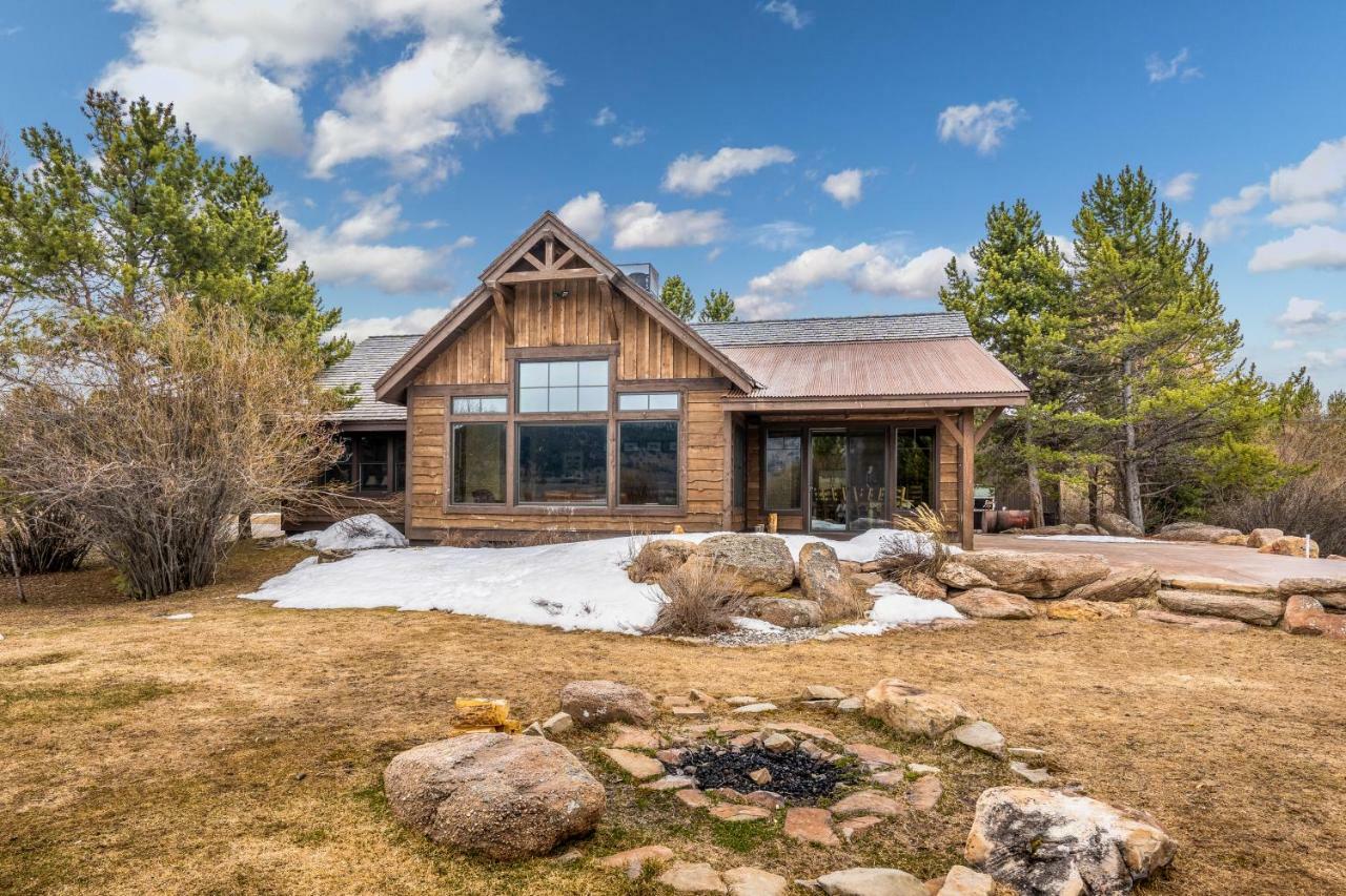 Rainbow Point Sabo Cabin Вест-Йеллоустоун Екстер'єр фото